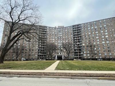 N Kedzie Ave Apt 812 for Sale