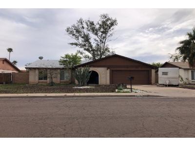 W Manhatton Dr for Sale