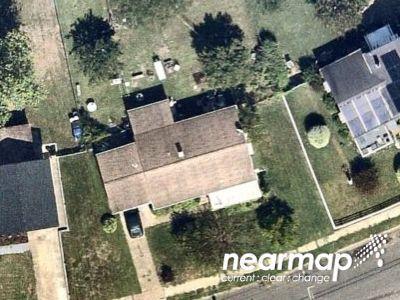 Laclede Dr for Sale