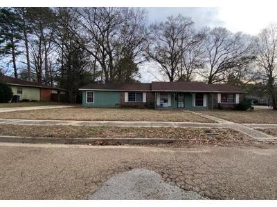Heatherwood Dr for Sale