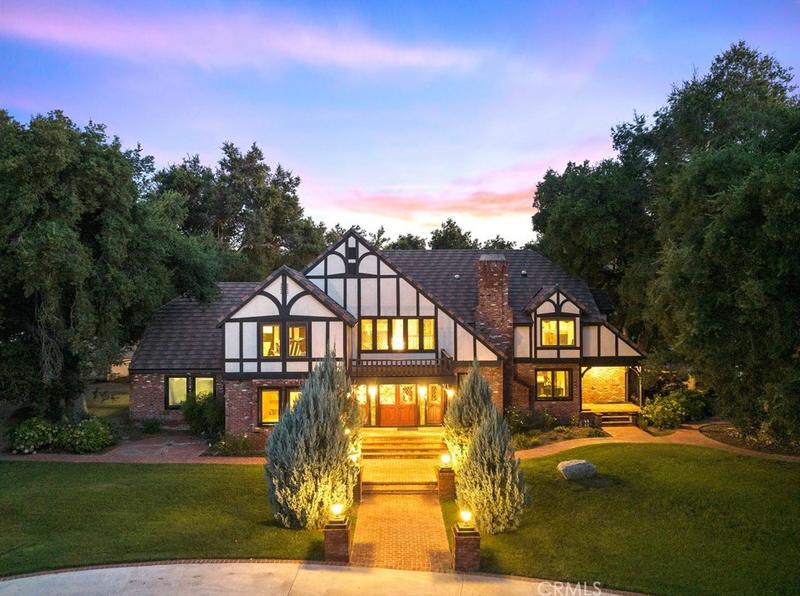 16510 Road Runner Rd, Canyon Country, CA 91387 - MLS SR23140677 for Sale