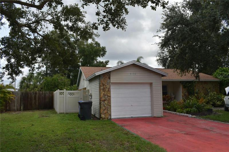 1032 BRIDLEWOOD WAY, BRANDON, FL 33511 Single Family Residence For Sale  MLS# T3472791