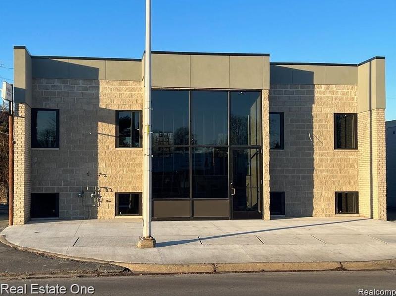 23422 Ford Rd, Dearborn Heights, MI 48127 - MLS 20230061353 for Sale