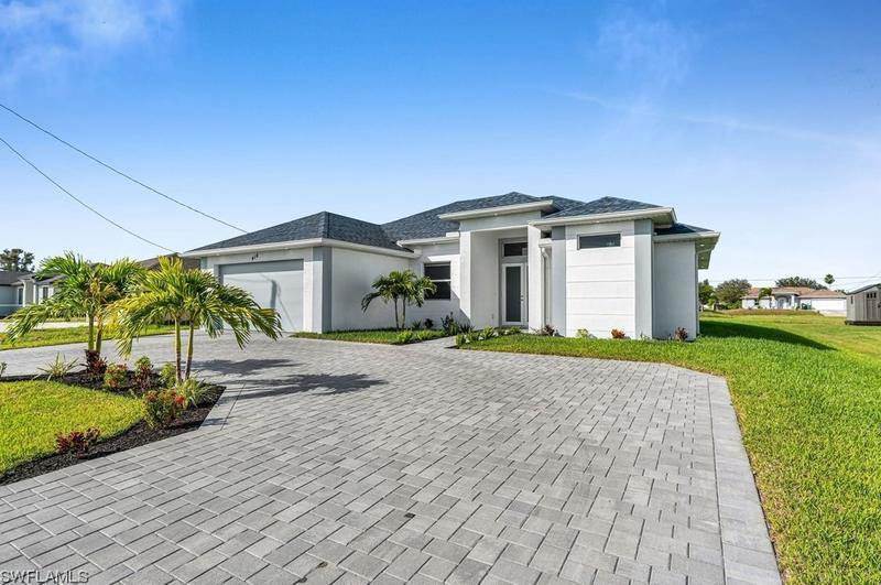 416 Chiquita Blvd N, Cape Coral, FL 33993 - MLS 224000410 for Sale