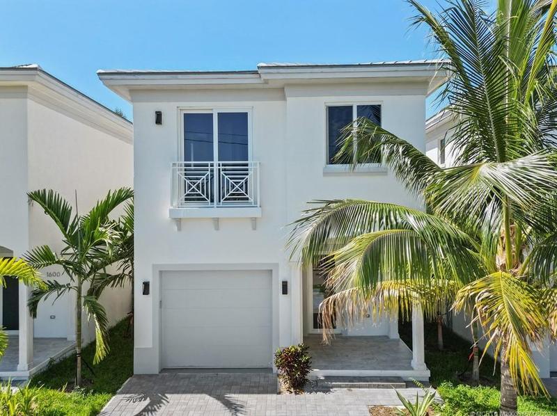 1602 Hayes St #1602, Hollywood, FL 33020 - MLS M20039557 for Sale