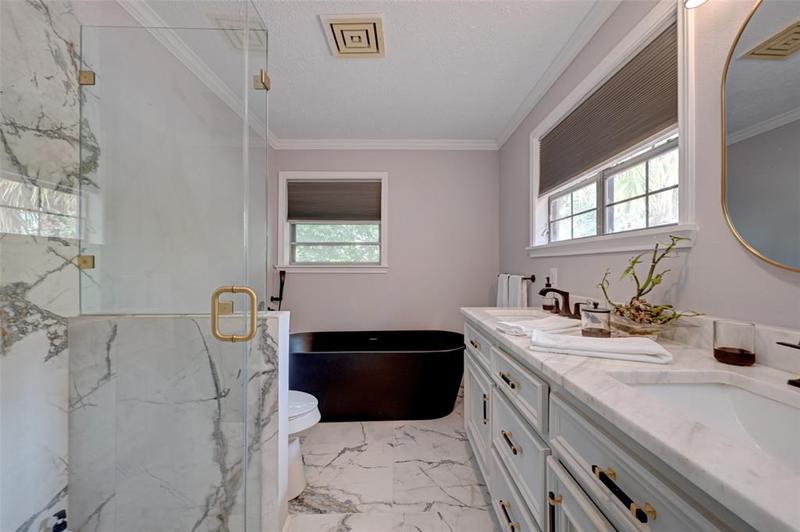 4135 Gairloch Ln, Houston, TX 77025 for Rent