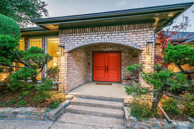10019 Candlebrook Dr, Dallas, TX 75243 for Sale