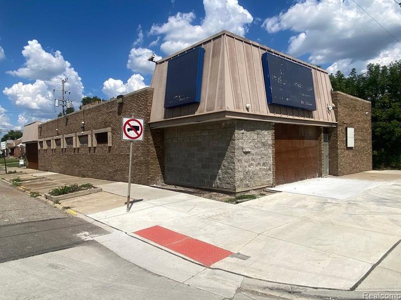 20544 W Warren Ave, Detroit, MI 48228 - MLS 20221034455 for Sale