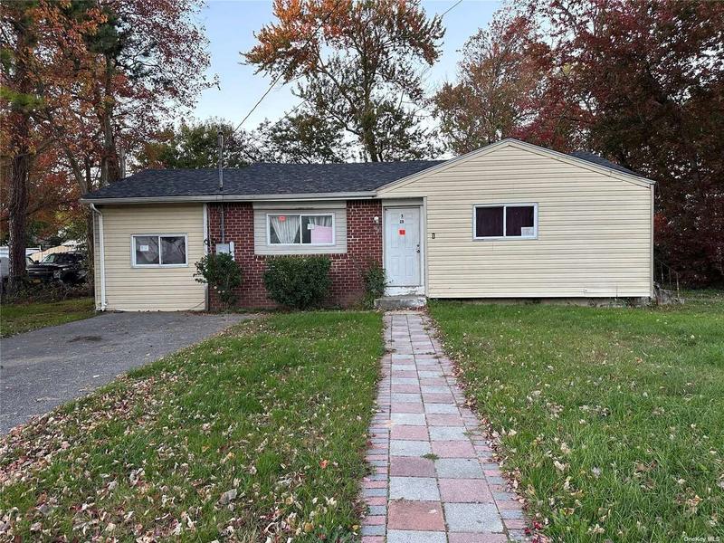 90 Jefferson Avenue, Wyandanch, NY 11798  605568509 for Sale