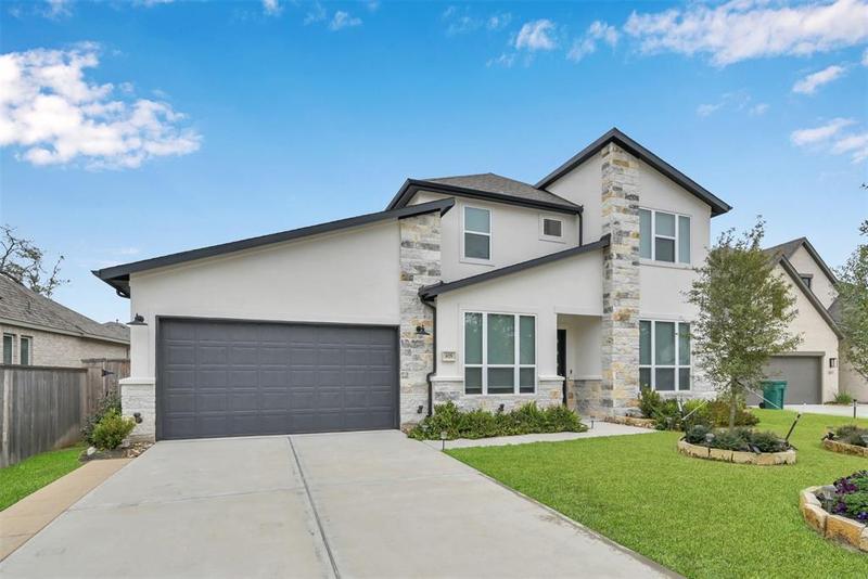 675 Maple Creek Ct, Conroe, TX 77304 for Sale