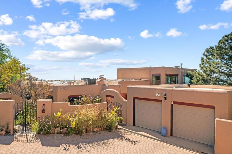 Santa Fe, Santa Fe County, NM House for sale Property ID: 418649114