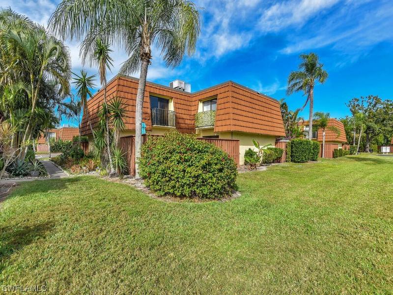 5206 CEDARBEND DR APT 3, FORT MYERS, FL 33919 Condo/Townhouse For Sale  MLS# 223087968