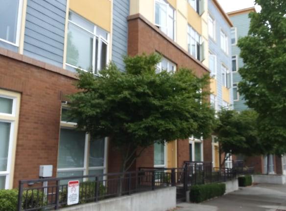 Walton Place One Apartments - 1511 N State St - Bellingham, WA Apartments for Rent