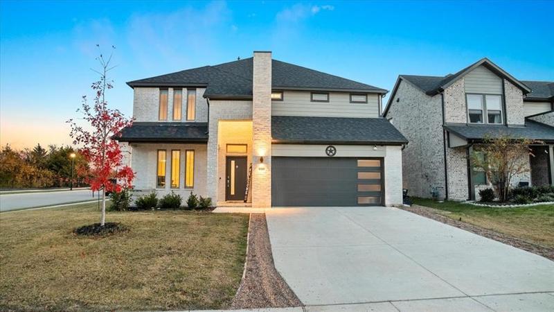 643 Hazeltine Rd, Red Oak, TX 75154 for Sale