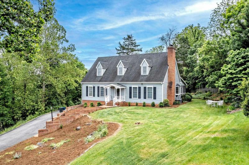 6 COE PL, LEXINGTON, VA 24450 Single Family Residence For Sale  MLS# 642885 for Rent