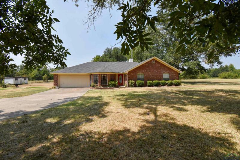 27337 FM 1253, Mineola, TX 75773 Single Family Residence For Sale  MLS# 20235239