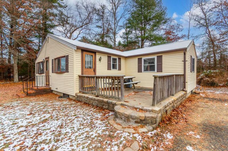 910 County Road, West Wareham, MA 02576  613354679 for Sale
