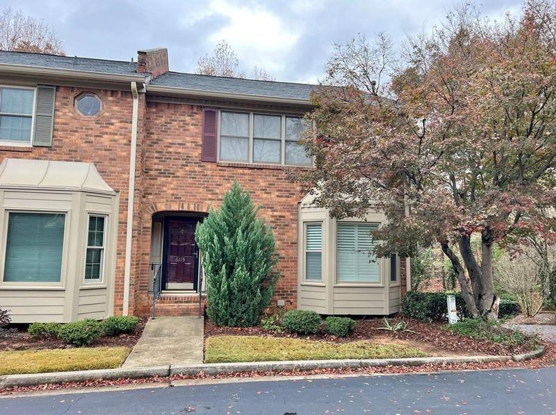 6115 Windsor Trace Dr, Norcross, GA 30092 - MLS 7307761 for Sale