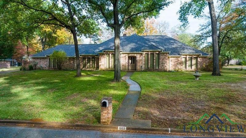 602 Woodway Road, Kilgore, TX 75662 for Sale