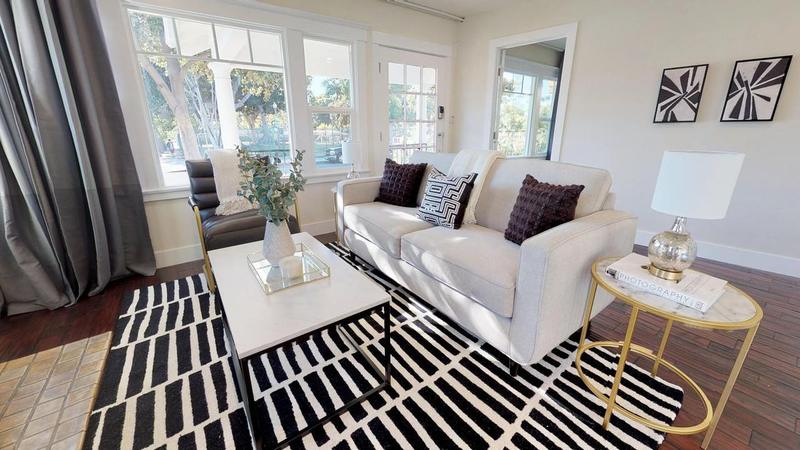 Master - 2  Beautiful Hollywood home with spacious backyard for Sale