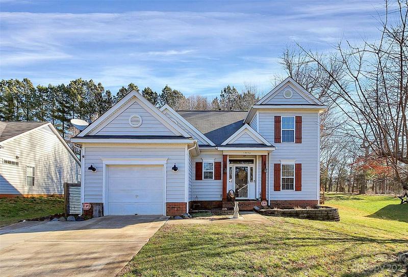13006 Peabird Lane, Charlotte, NC 28215  621169318 for Sale