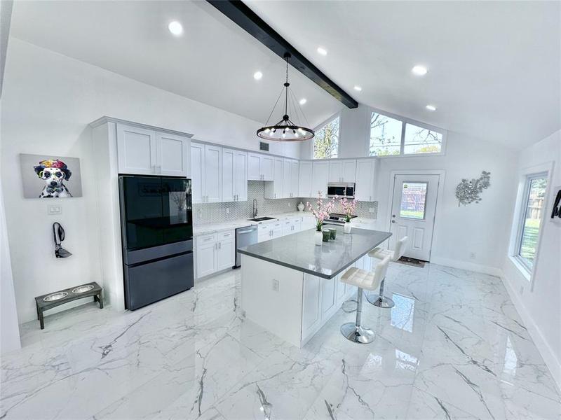 9414 Bevlyn Dr, Houston, TX 77025 for Rent