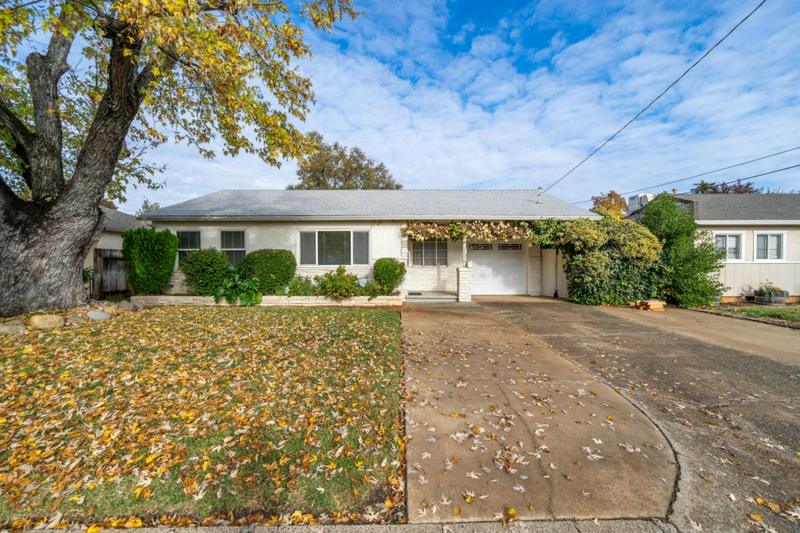 1111 2ND ST, Redding, CA 96002 Single Family Residence For Sale  MLS# 23-4618