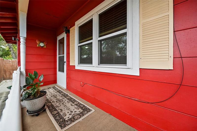 910 Judiway St, Houston, TX 77018 for Sale