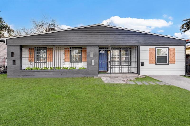 10025 Bonazzi St, Houston, TX 77088 for Sale