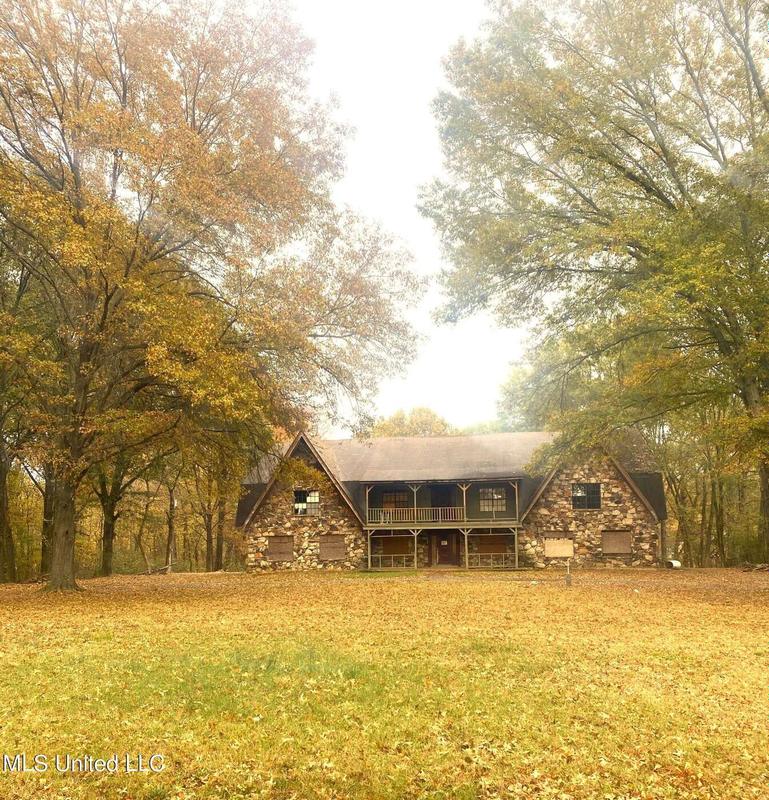 6480 Swinnea Road, Southaven, MS 38671  610103979 for Sale