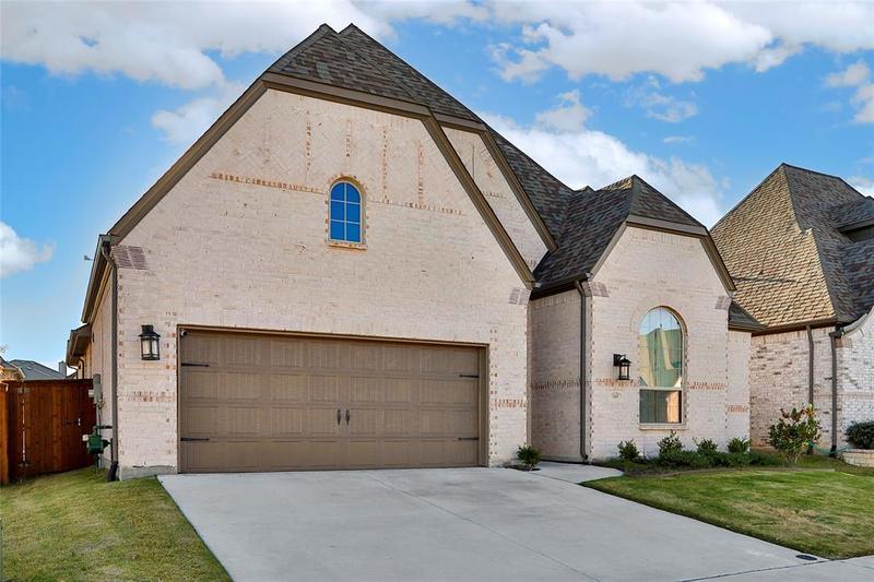 1669 Stowers Trl, Fort Worth, TX 76052 for Sale
