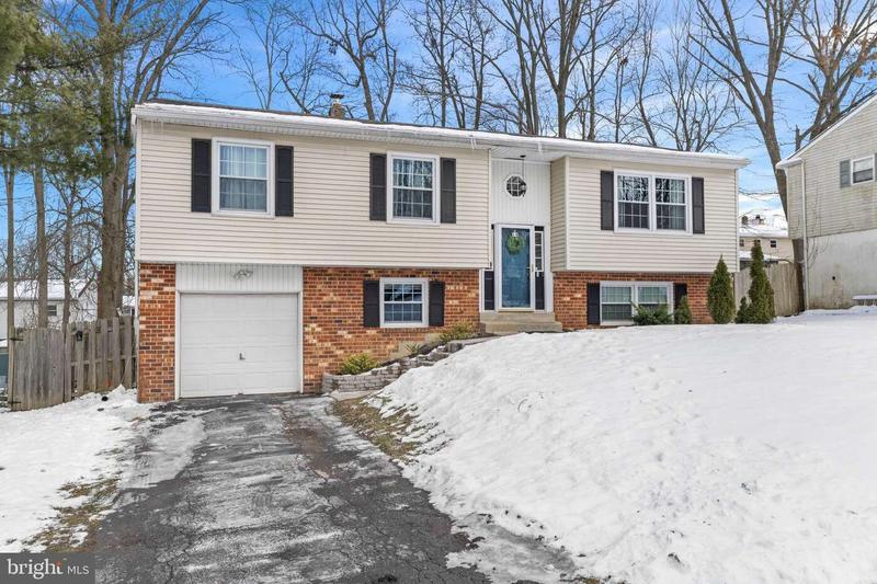 14 TOP VIEW COURT, NEWARK, DE 19702  621225566 for Sale