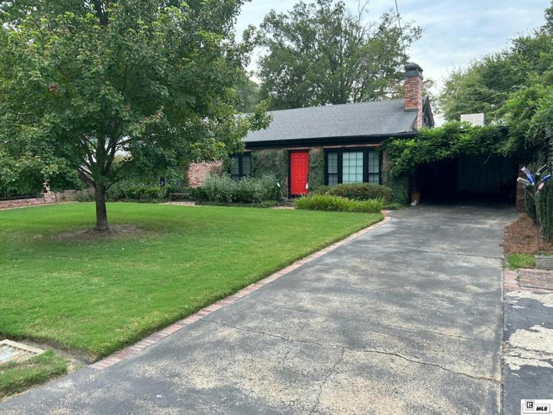 224 LAKESIDE DR, Monroe, LA 71201 Single Family Residence For Sale  MLS# 206956