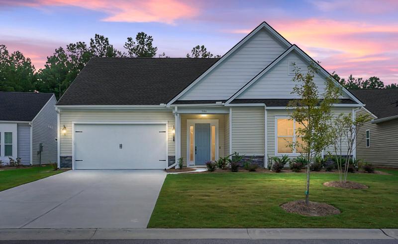 386 Tupelo Lake Dr, Summerville, SC 29486 - MLS 23021273 for Sale