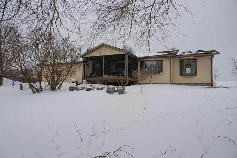 W9306 Gehri, Wonewoc, WI 53968  621075739 for Sale