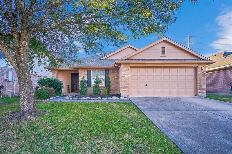 2117 Shadow Creek Dr, Deer Park, TX 77536 for Sale