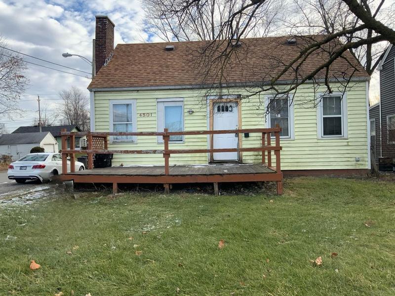 4501 Hanna St, Fort Wayne, IN 46806  MLS# 202345205 for Sale