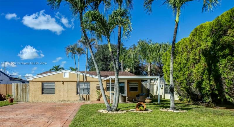 1787 NE 180TH ST, North Miami Beach, FL 33162 Single Family Residence For Sale  MLS# A11470592