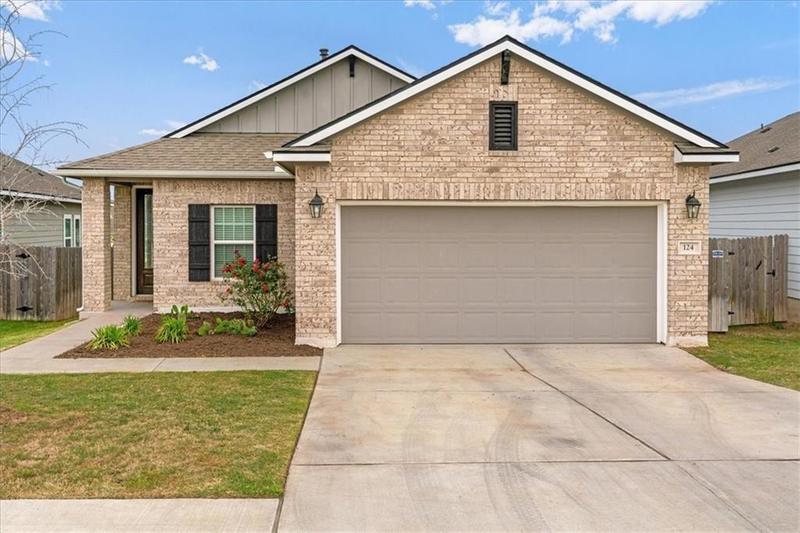 124 Winding Hollow Ln, Georgetown, TX 78628 for Rent