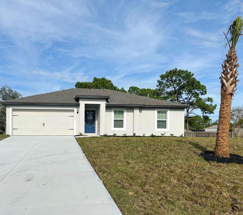 1571 Waco Blvd SE, Palm Bay, FL 32909 - MLS 971897 for Sale