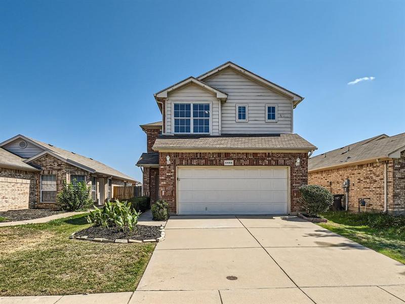 6444 Regina Dr, Fort Worth, TX 76131 for Sale