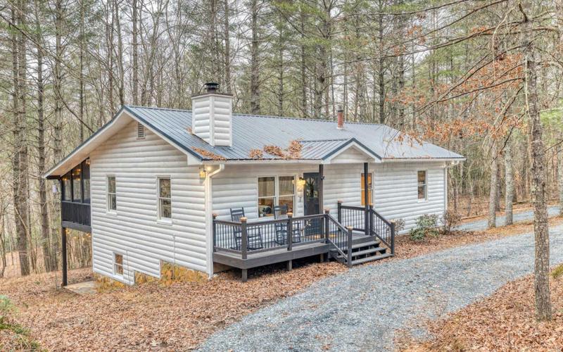 357 MYSTIC LN, Blue Ridge, GA 30513 Single Family Residence For Sale  MLS# 329240