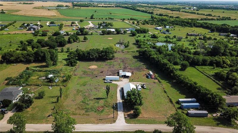 18051 BROOKFIELD DR, Justin, TX 76247 for Sale