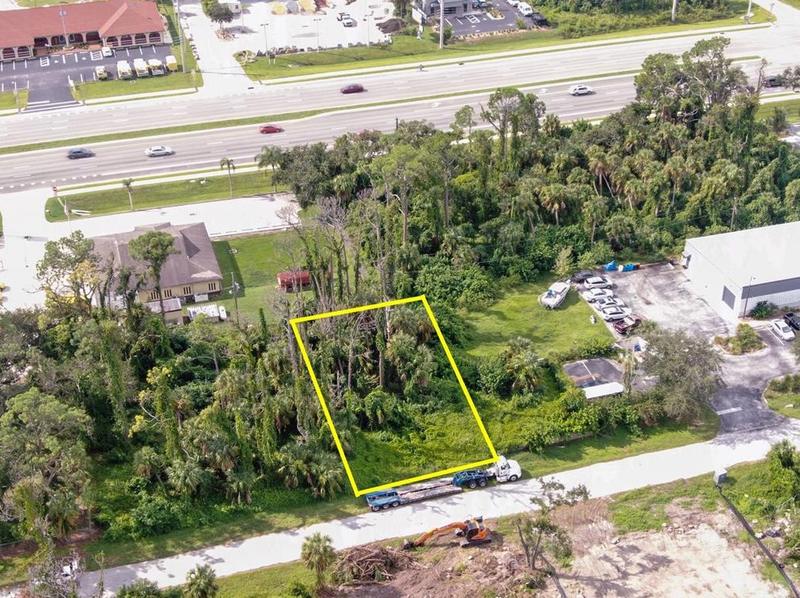17069 Byron Ave, Port Charlotte, FL 33954 - MLS A4583093 for Sale