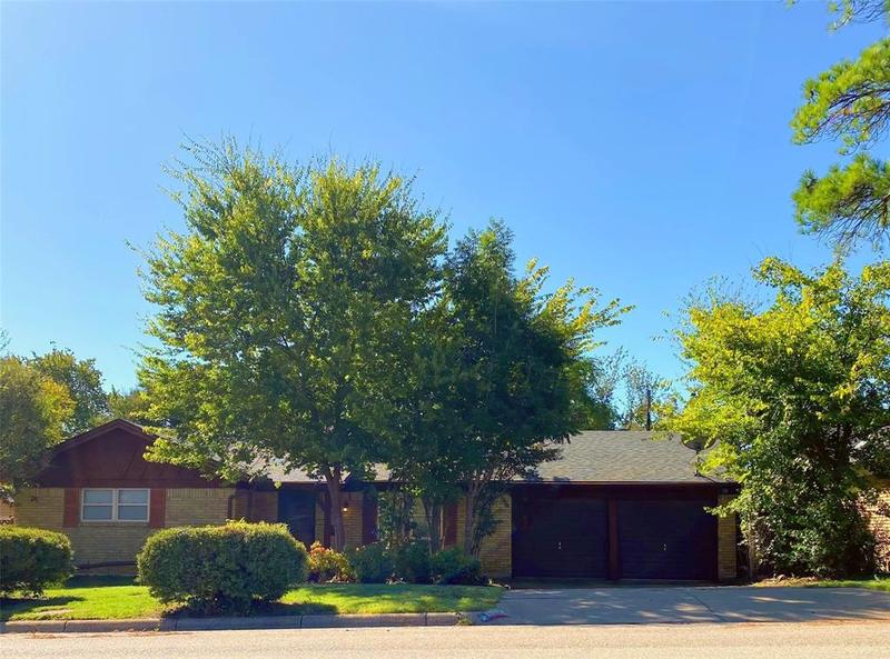 1909 Marlene Dr, EULESS, TX 76040 for Sale
