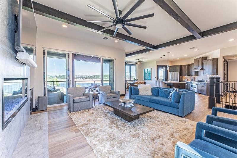 2217 Seabiscuit Cv #125, Spicewood, TX 78669 for Sale