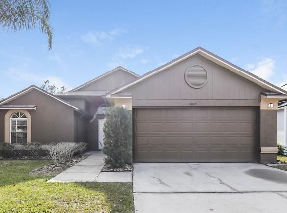 1005 Brielle Ave - Oviedo, FL 32765 - Home For Rent