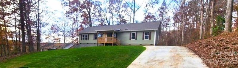 838 W J St, Newton, NC 28658 - MLS 4098382 for Sale