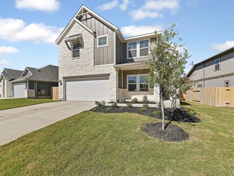 104 Stellers Swoop, Cedar Creek, TX 78612 for Sale