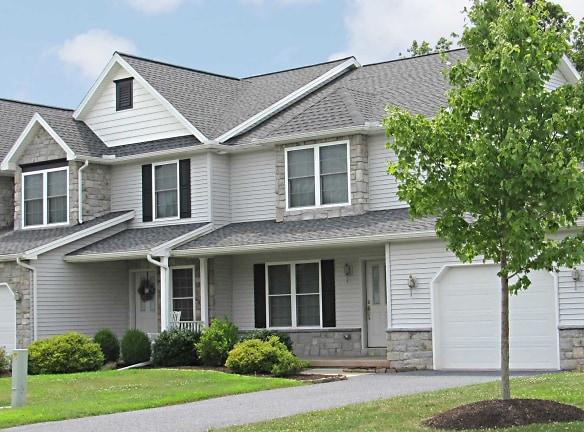 Glenbrook Town Homes At Pleasant View - 121 Scully Pl - Lewisberry, PA Apartments for Rent
